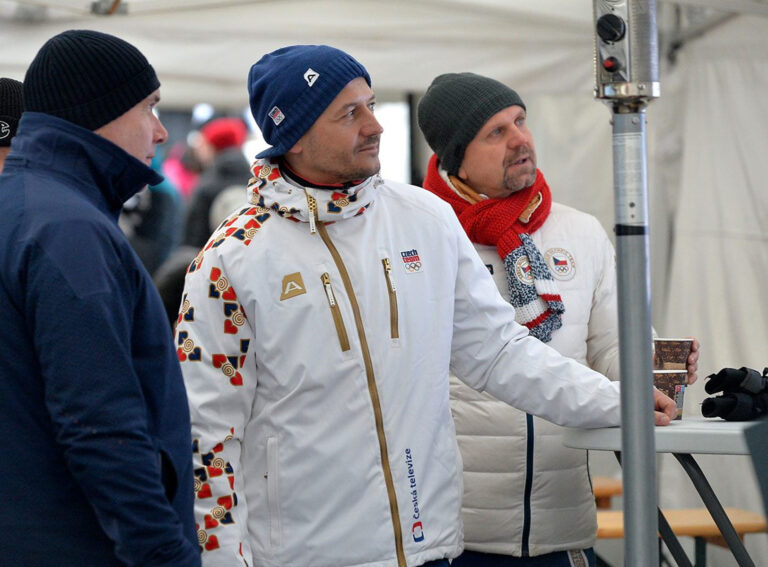 Při pořádání bankovních her  nás vždy provází ostřílení sportovní moderátoři